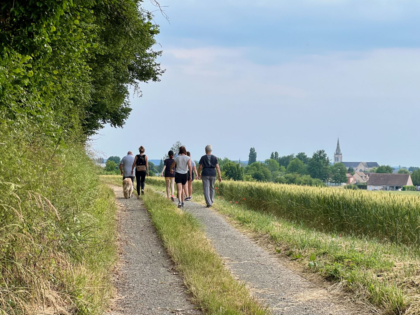 VMA72 Mayet marcheurs sur les hauteurs